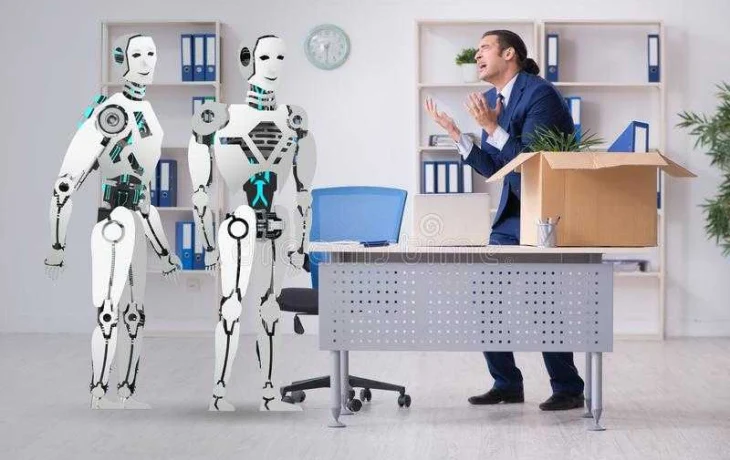 В Екатеринбурге стартовал четвертый этап "Битвы роботов", люди становятся излишним балластом